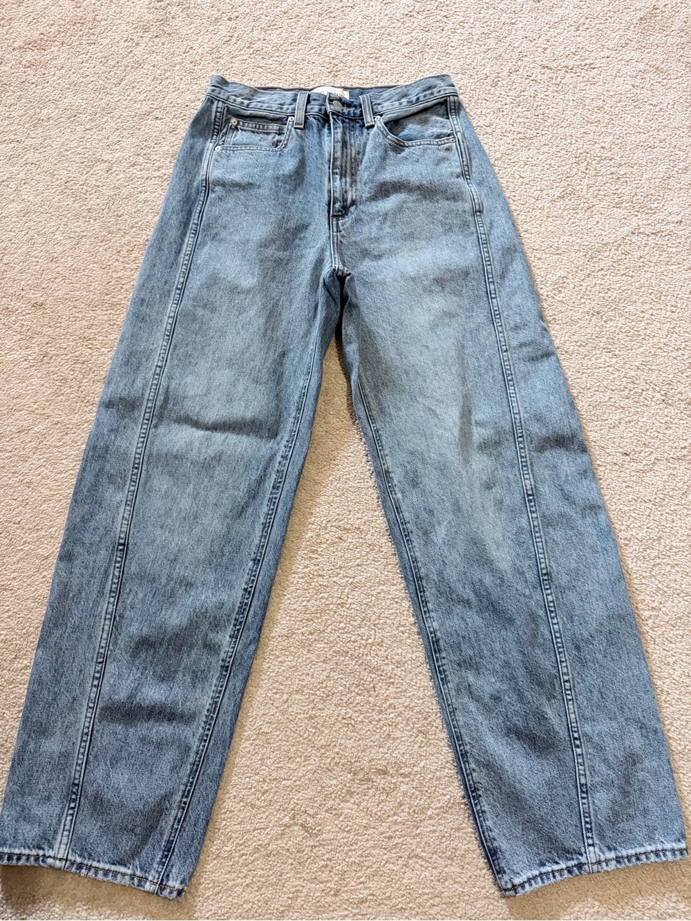 Denim Forum Hi-Rise Seamed Barelll Jeans in Faded Blue